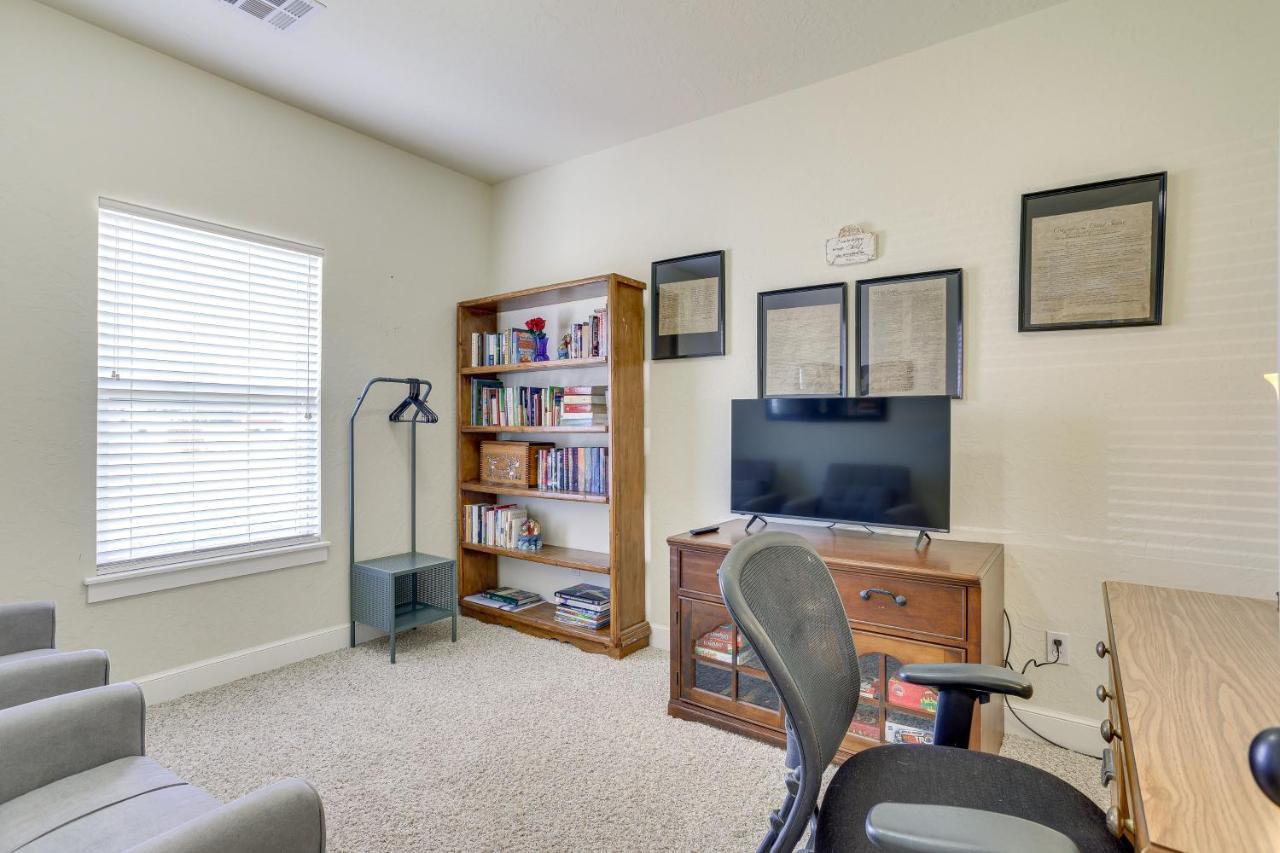 Quaint Noble Home 6 Mi To University Of Oklahoma! Norman Luaran gambar