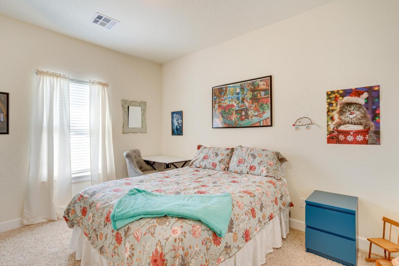 Quaint Noble Home 6 Mi To University Of Oklahoma! Norman Luaran gambar